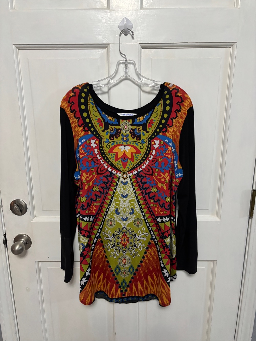 Women’s NYGARD Black Multi-Color Long Sleeve Boho Print Blouse.  Size L/XL